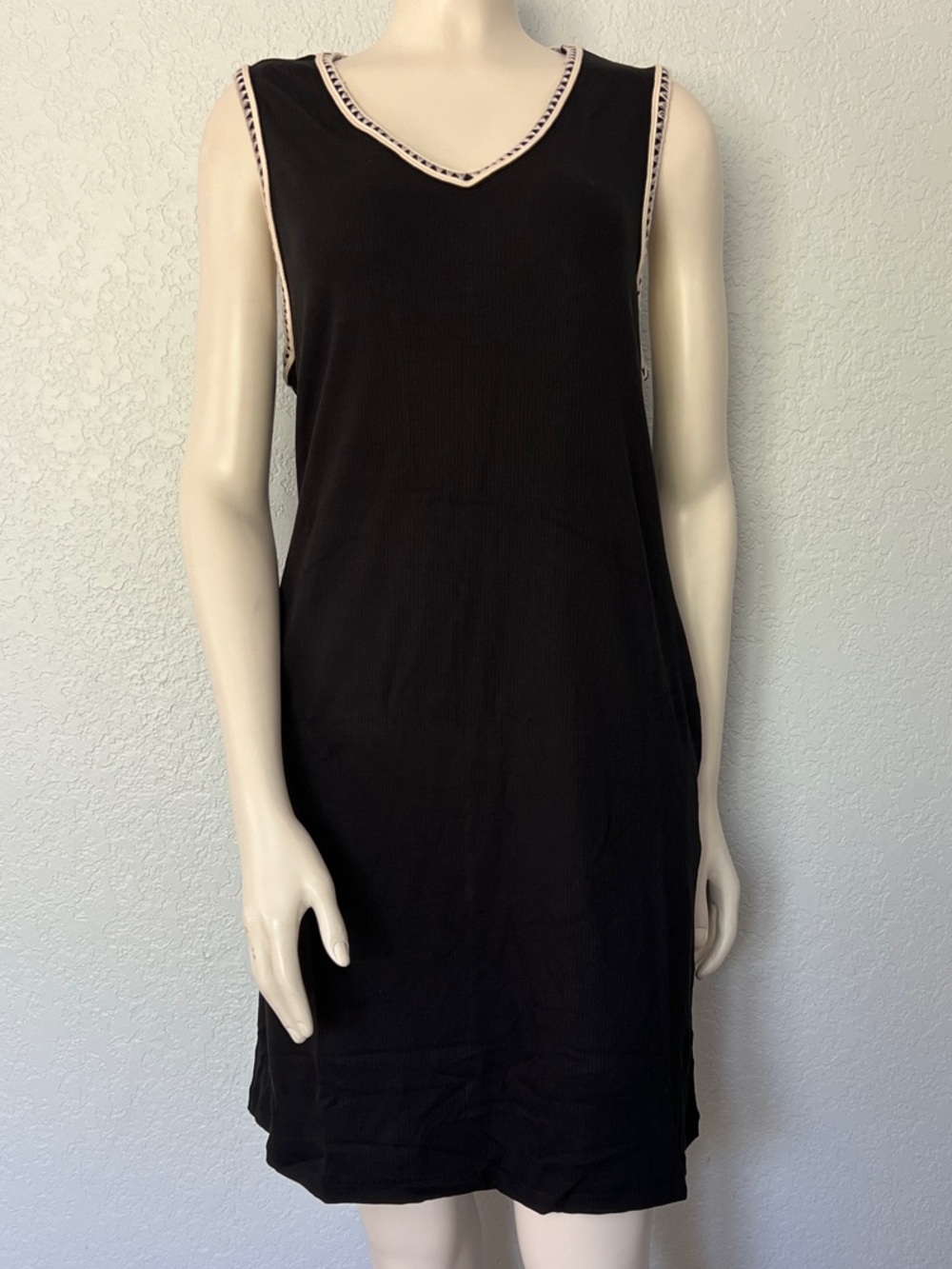 Dear Scarlett Women’s Black Ribbed Tank Dress Pockets Contrast Stitch Sz Med NWT